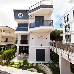 https://yarasir-family-suite.aegeanhotels.net